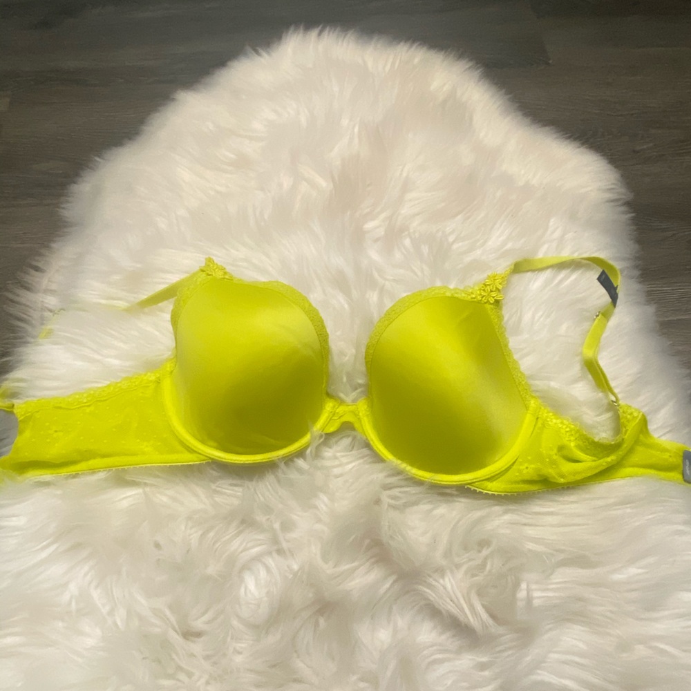 Aerie Sofie Neon Yellow 32D Bra